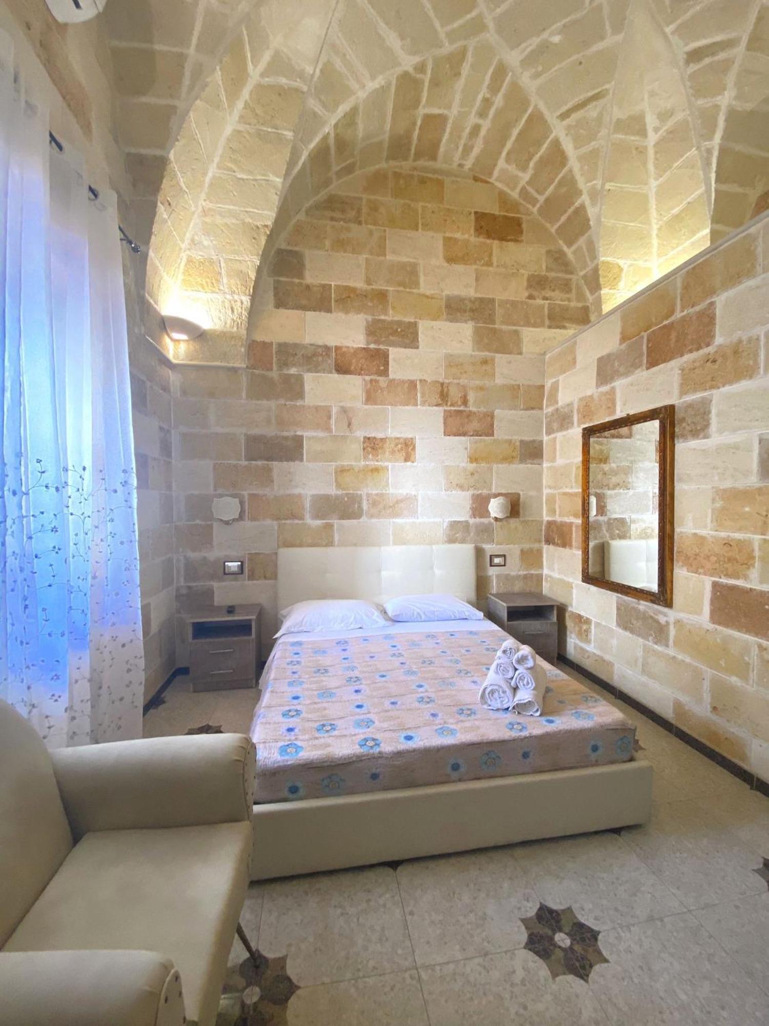Il Vittoriano Aparthotel Porto Cesareo Buitenkant foto