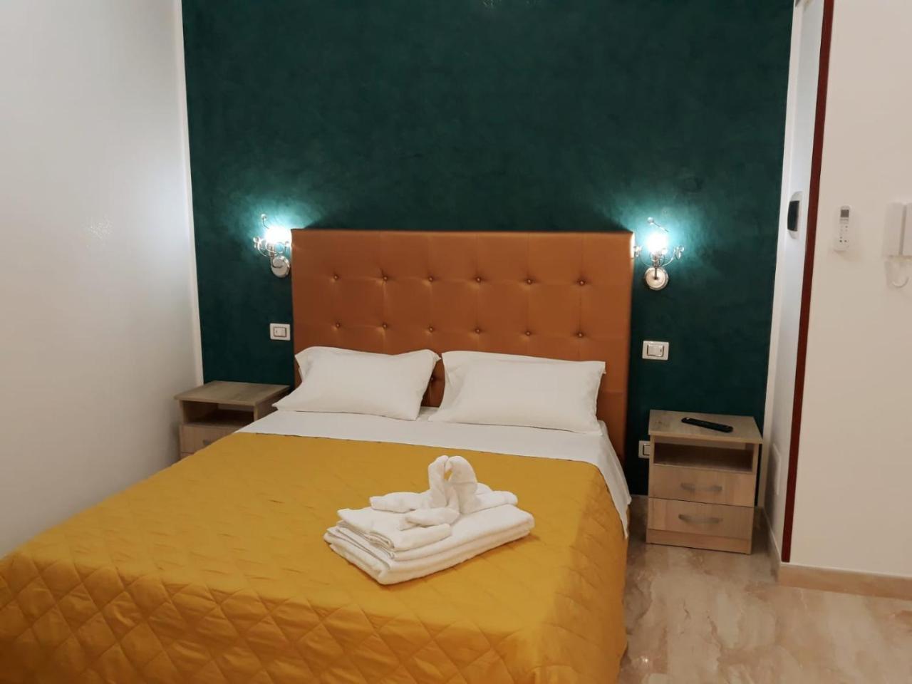 Il Vittoriano Aparthotel Porto Cesareo Buitenkant foto