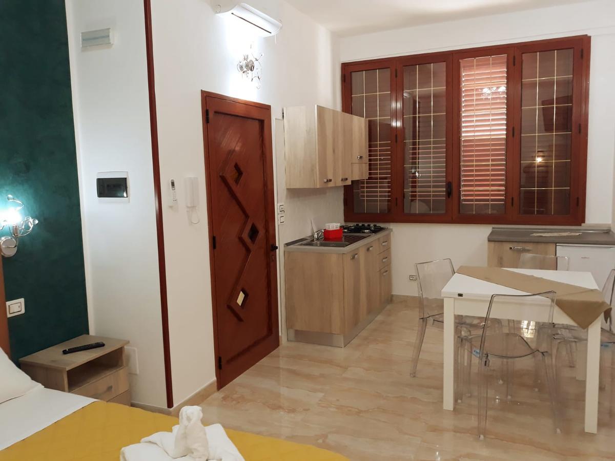 Il Vittoriano Aparthotel Porto Cesareo Buitenkant foto