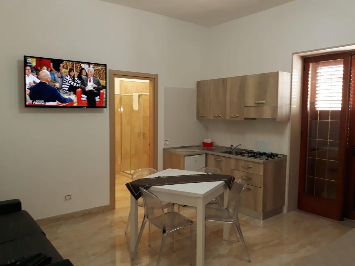Il Vittoriano Aparthotel Porto Cesareo Buitenkant foto